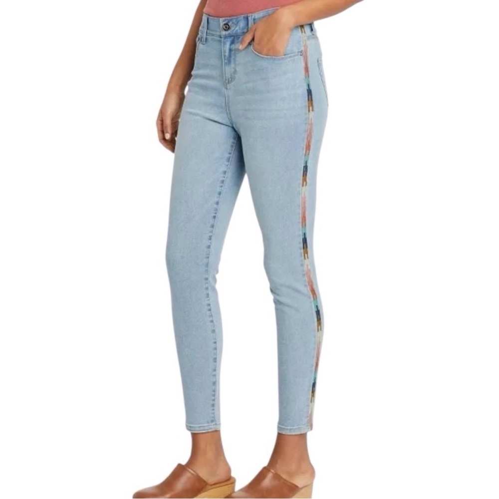 Knox Rose Light Blue Skinny Jeans with Multicolor Stripe